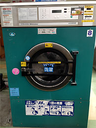 エレクトロラックス コイン式洗濯機W-335MP(32.0kg)中古