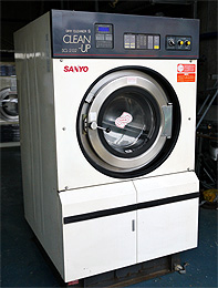 SANYO 石油系ドライ機 SCL-2132 13Kg (中古)